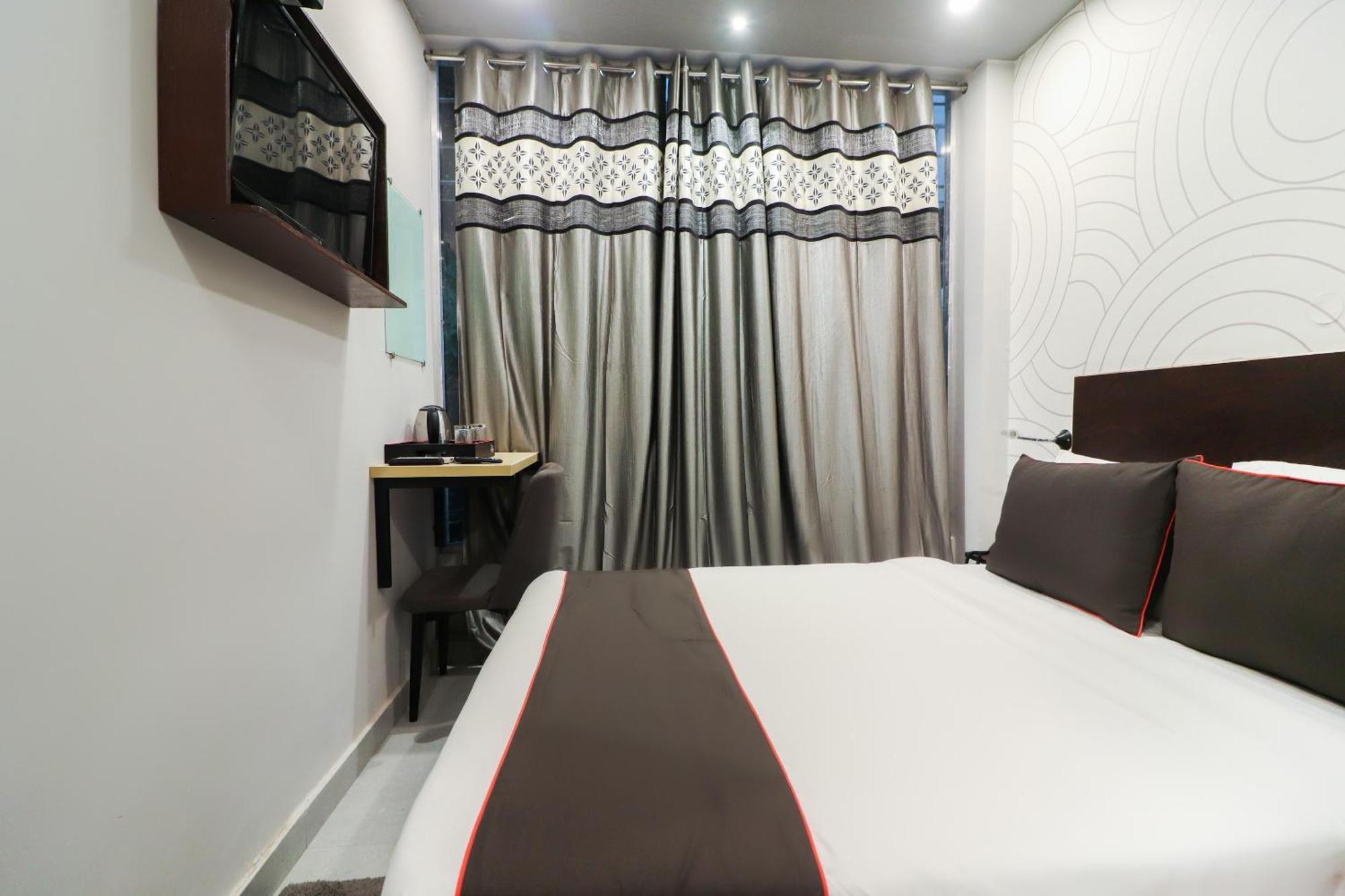 Super Collection O Sonica Gold Civil Lines Hotel Allāhābād Junction Buitenkant foto